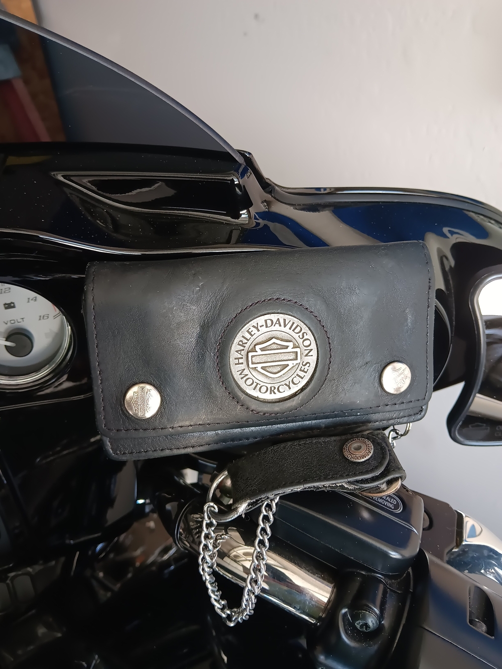 Vintage/Retro. Harley-Davidson Black Leather (Willie G ) Medallion Chain Wallet.